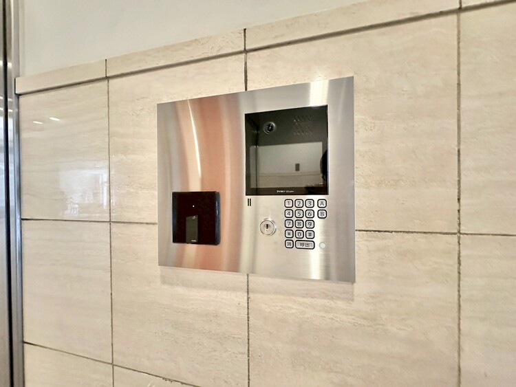 設備 オートロックを備えておりますので、セキュリティ面でも安心です。