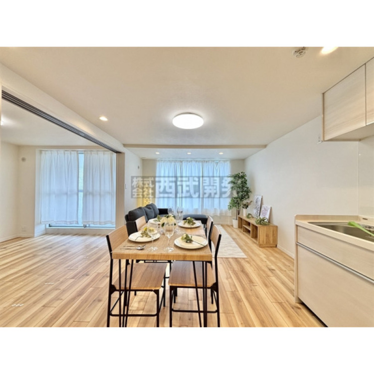 居間 【LDK11.4帖】