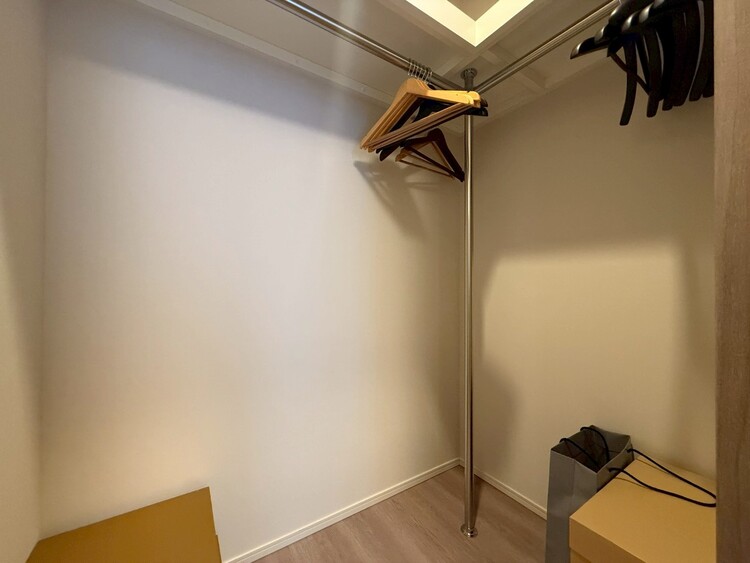 その他 収納スペースが付いていて、お部屋を広く使っていただけます。