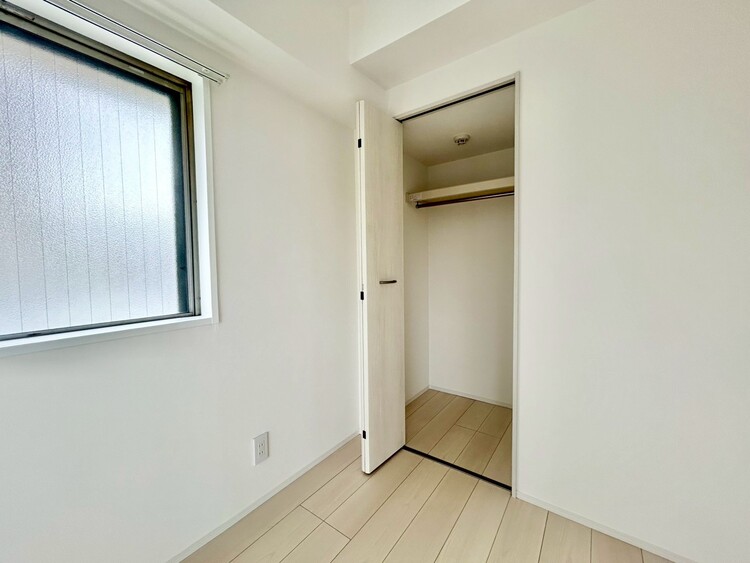 その他 家電やスーツケース、ストック品など何でも片付く嬉しい空間です。