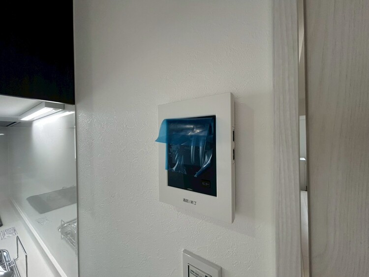 その他 誰が来てもわかる様にモニター付きインターホンを設置。