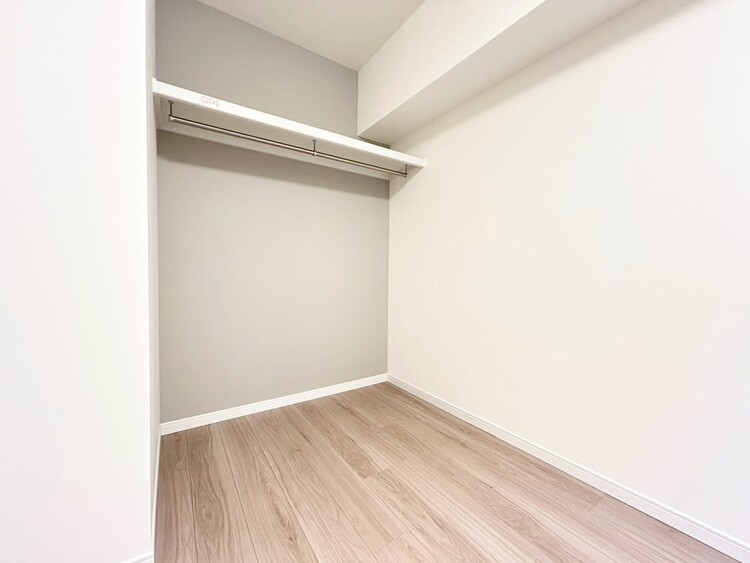 その他 収納スペースが付いていて、お部屋を広く使っていただけます。