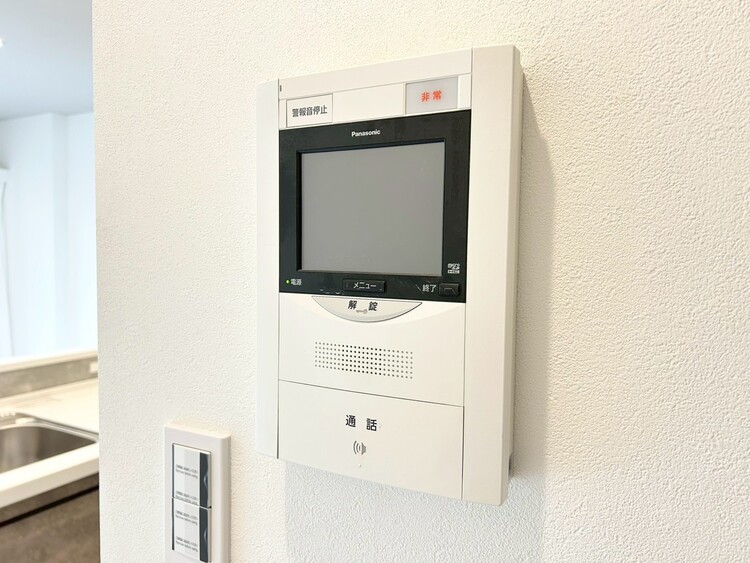 その他 誰が来てもわかる様にモニター付きインターホンを設置。