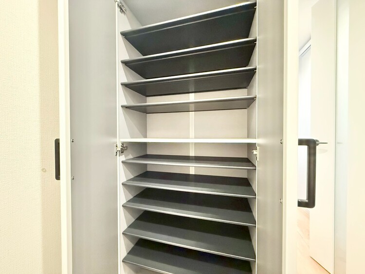 その他 家電やスーツケース、ストック品など何でも片付く嬉しい空間です。