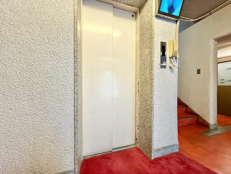 その他 エレベーター完備のため荷物が多くなっても安心。