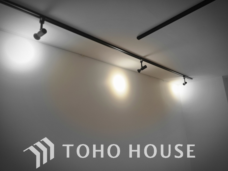 内装 このお家で始まる毎日は、きっとご家族にとってかけがえのない大切な時間になります。明るく温かい空間で、たくさんの思い出を作っていってください。