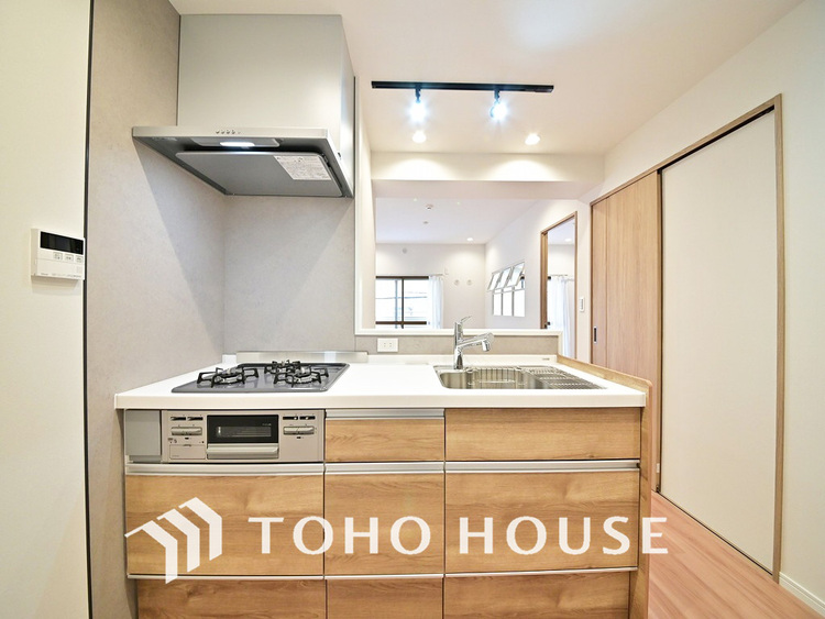 キッチン デザインと機能性を兼ね備えたシステムキッチン