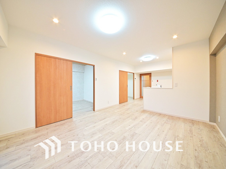 内装 ゆったりとくつろげる上質なリビングダイニング