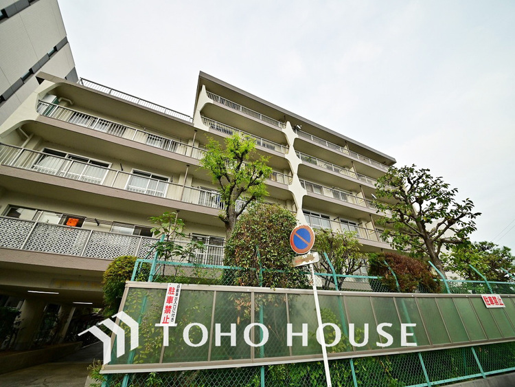 外観 〜リフォーム済み2SLDK〜南東向きのため陽当り良好〜充実の周辺環境〜