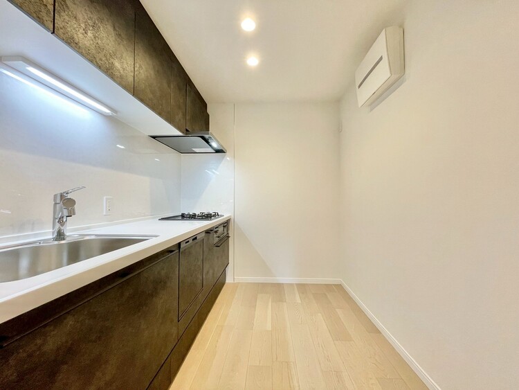 その他 使いやすくスタイリッシュなキッチン空間になっております。
