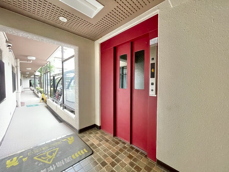 その他 エレベーター完備のため荷物が多くなっても安心。