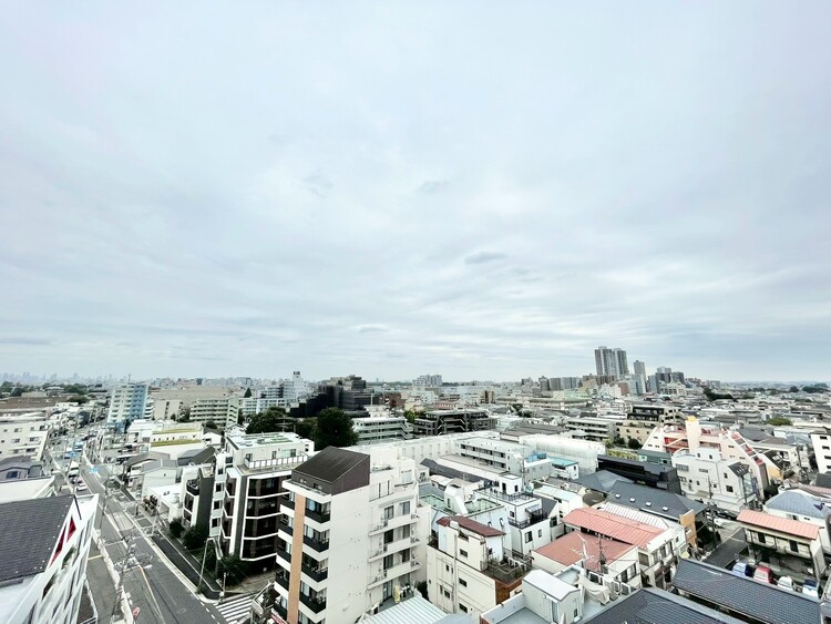 その他 眺望や窓からの景色が良いと、家で過ごす時間も快適です。