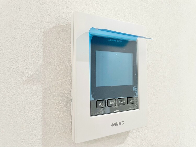 その他 誰が来てもわかる様にモニター付きインターホンを設置。