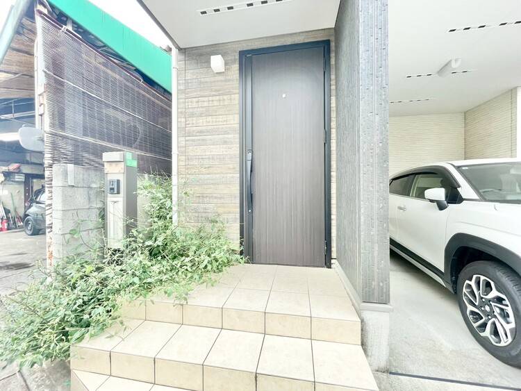 その他 清潔感のある落ち着いた雰囲気の玄関です。