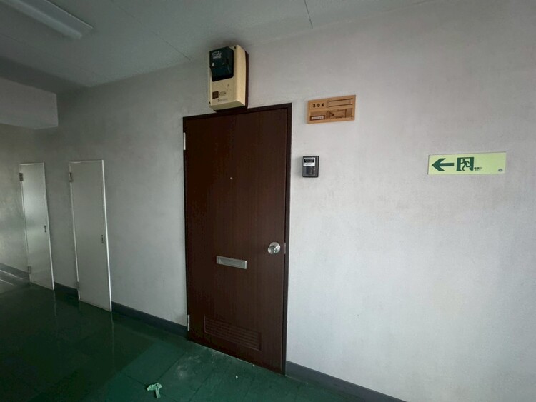 玄関 清潔感のある落ち着いた雰囲気の玄関です。