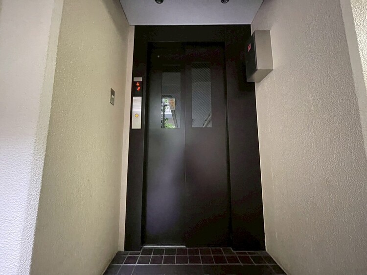 その他 エレベーター完備のため荷物が多くなっても安心。