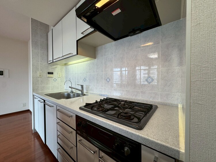 その他 使いやすくスタイリッシュなキッチン空間になっております。