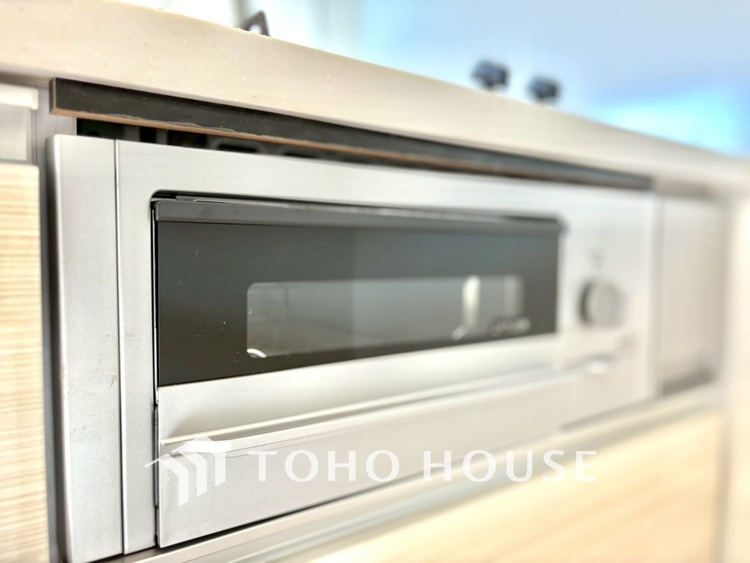 キッチン 【KITCHEN】◆ワクワク◆開放的で機能性も高いシステムキッチン。お子様は毎日のご飯にワクワク！