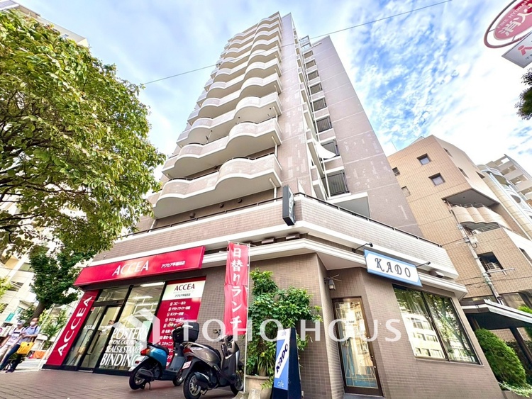 外観 【APPEARANCE】◆陽光◆が差し込む。この開放的な空間に家族の笑顔が集う。家族が一緒に過ごす空間は明るく、そして居心地よく。