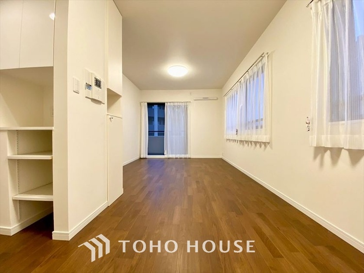 内装 【LIVING】◆煌びやか◆愛おしい家族との団欒の時間をより一層幸せなものに感じさせる煌びやかなLDK。輝かしい毎日が待っています。