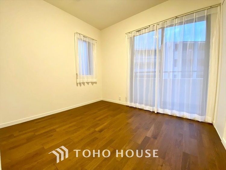 内装 【PRIVATE ROOM】◆快適◆な暮らしに不可欠な収納スペース。快適さとともに思い出も詰まっていく。