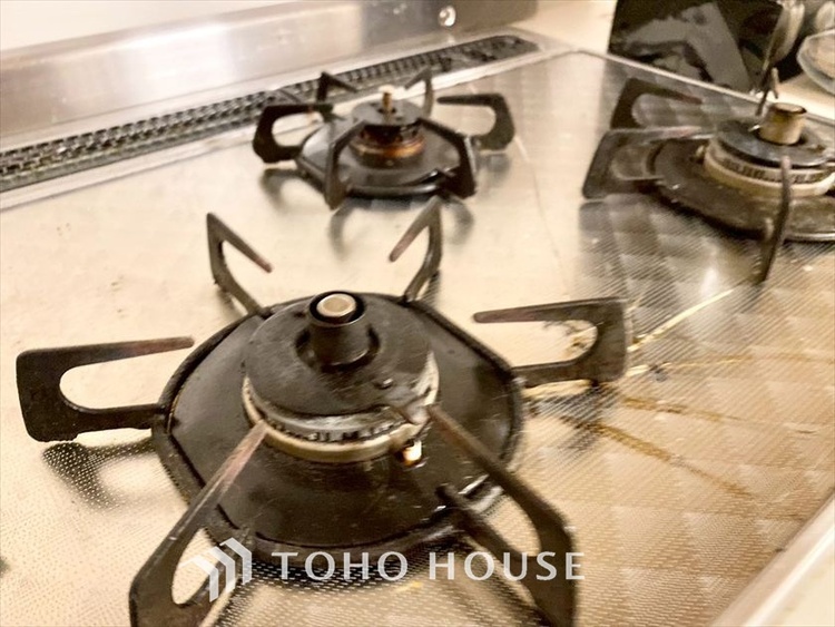 キッチン 【KITCHEN】◆ワクワク◆開放的で機能性も高いシステムキッチン。お子様は毎日のご飯にワクワク！