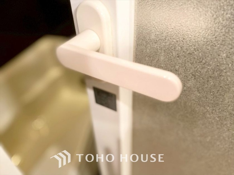 風呂 【BATHROOM】◆プライベートな空間◆simpleだからrelaxできるんです。こころもからだもキレイさっぱり。