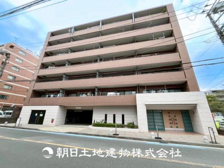 外観 【外観写真】時間のゆとりと空間、暖かな陽光がもたらす光と風を独占してください。新しい暮らしが始まります。