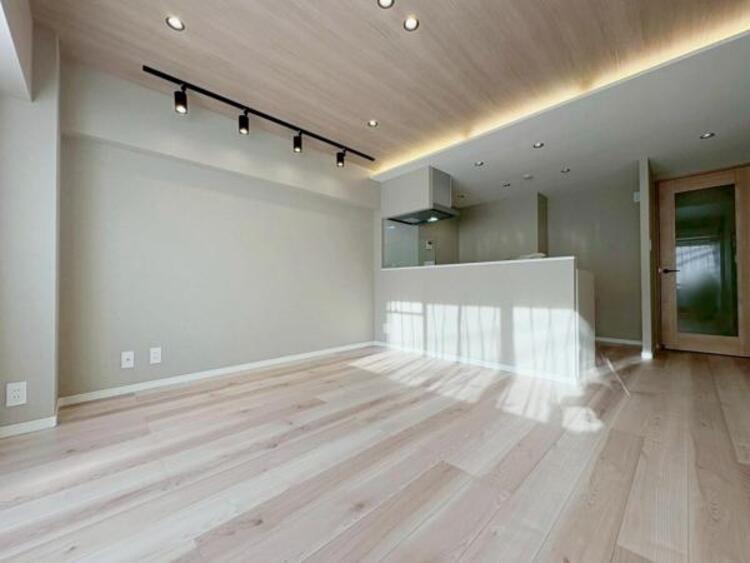 居間 【2025年10月撮影】