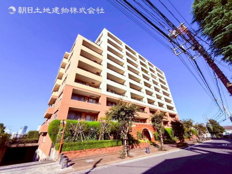 外観 開放感があり日当りも良好です！目の前に広がる開放感とゆとり。暮らしの夢を育む住まいがここにあります！