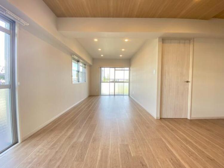 居間 【2025年11月撮影】