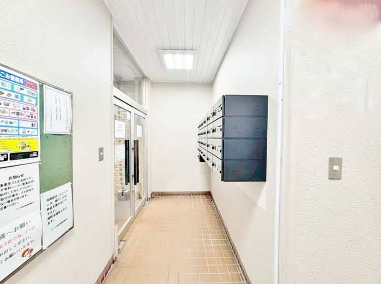 エントランス エントランスは、毎日の行き帰りで使う大事な空間です。