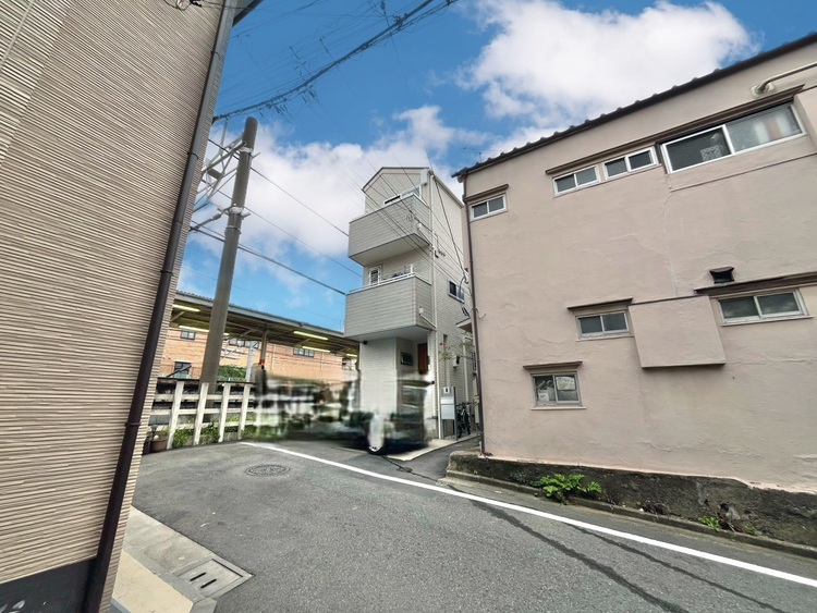 外観 現地に足をお運びいただいた際には、周辺散策などをお勧めいたします。