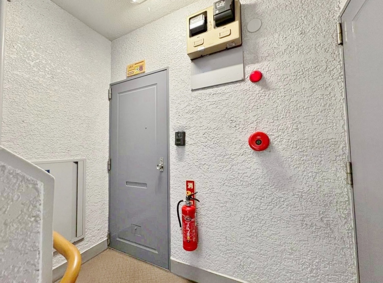 玄関 玄関を開ければ、そこは安らぎのご自宅。