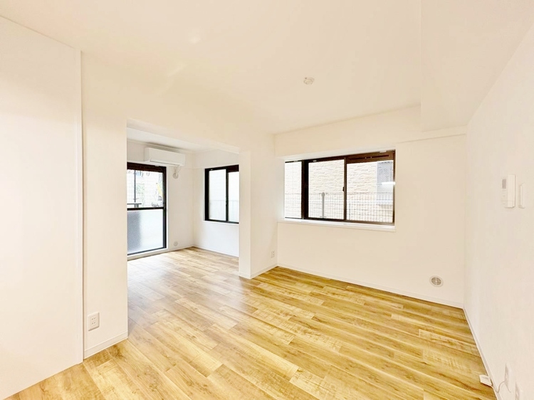 居間 豊かな居住性と、安心感を満たすクオリティが見事に調和した住空間。