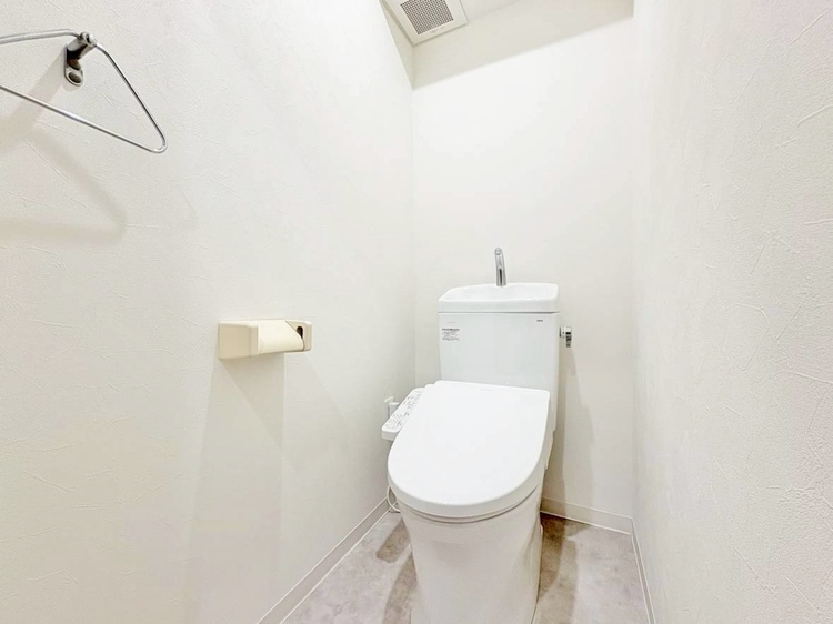 トイレ 暮らしの中のさりげないひとときの快適さにも、こだわりを、持って設備を配しております。