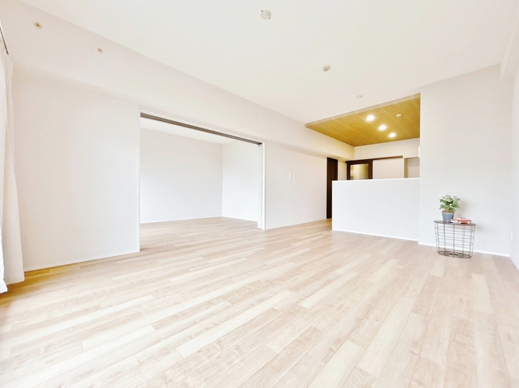 居間 過ごす時間が、たくさんの思い出として紡がれていく場所。