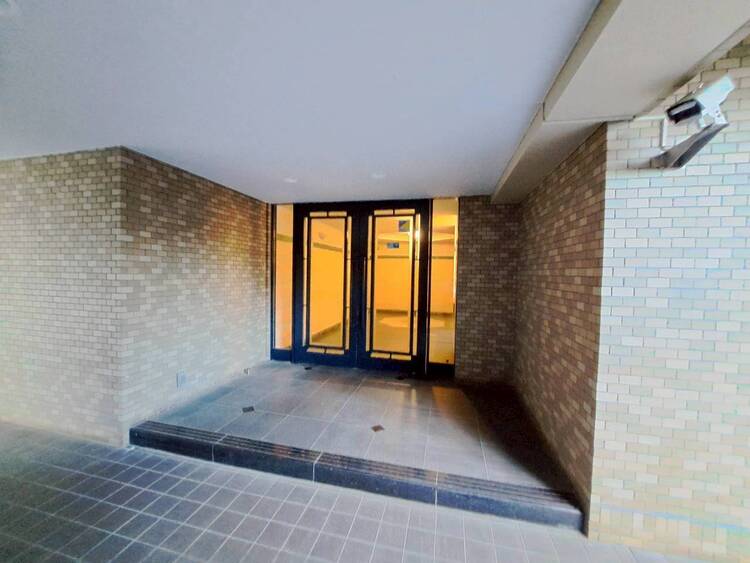 その他 上質感漂う玄関アプローチです。