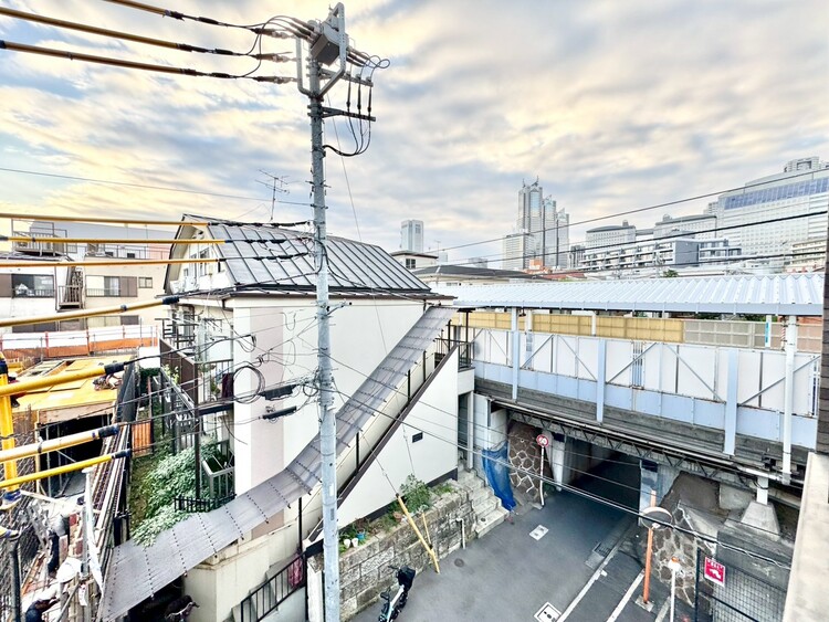 その他 眺望や窓からの景色が良いと、家で過ごす時間も快適です。