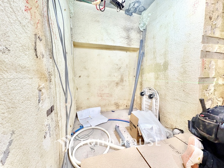 外観 ◆ここに在る◆事も無げに美しく、伝えるには筆舌に尽くし難い。豪華絢爛や華美と言う事ではなく、住まう者にとって暮らし易く心地がいいと言う美しさがこの住まいには込められている。