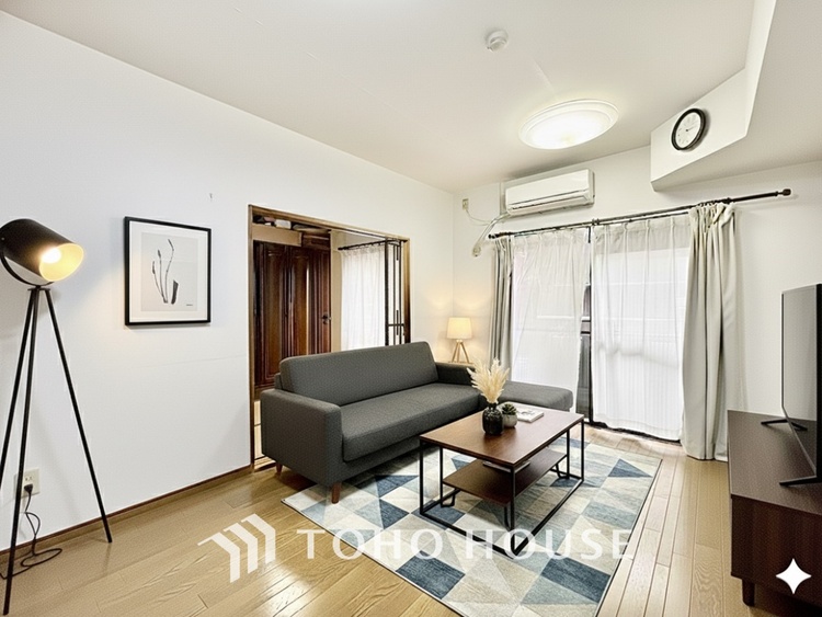 内装 ※CG加工にて家具を消し、配置してある家具や小物はCG加工によるイメージ画像です。