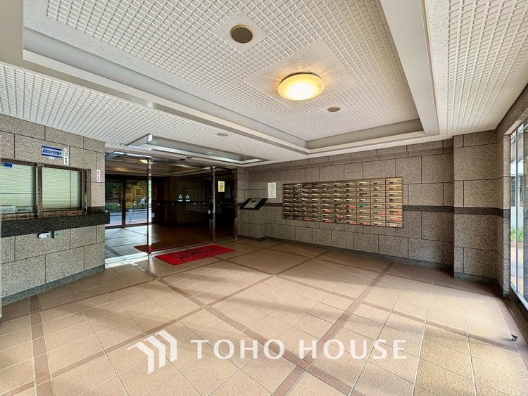 エントランス 【Breeze, green scent】澄み切った空気。移ろう季節の中、ゆっくりと流れる時間。幸せを噛みしめる穏やかな生活。