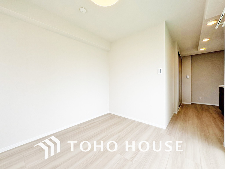 内装 シンプルですっきりとした室内は飽きのこない居心地の良い雰囲気です