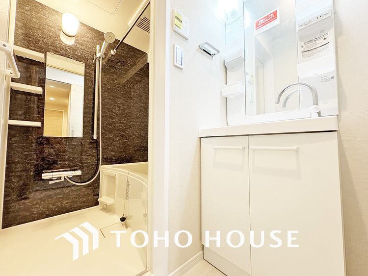 洗面 清潔感のある洗面室