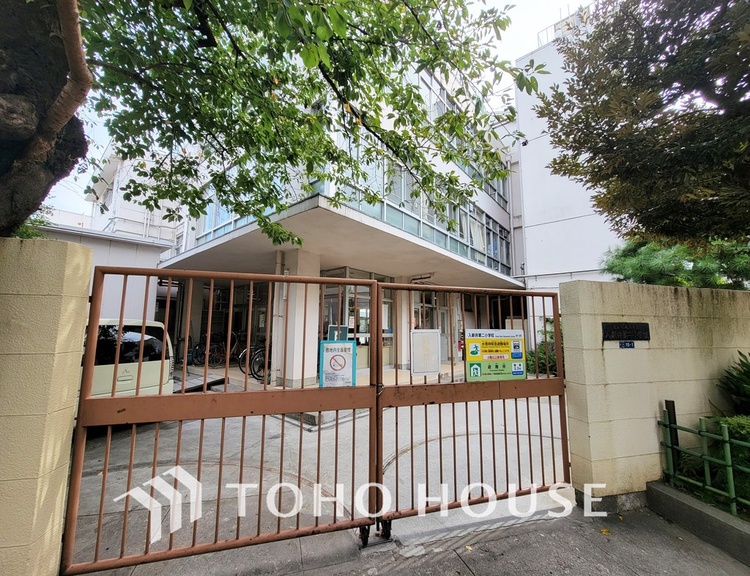 周辺 大田区立入新井第二小学校　距離130ｍ