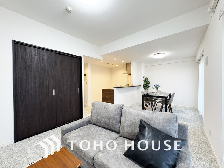 内装 ゆったりとくつろげる上質なリビングダイニング