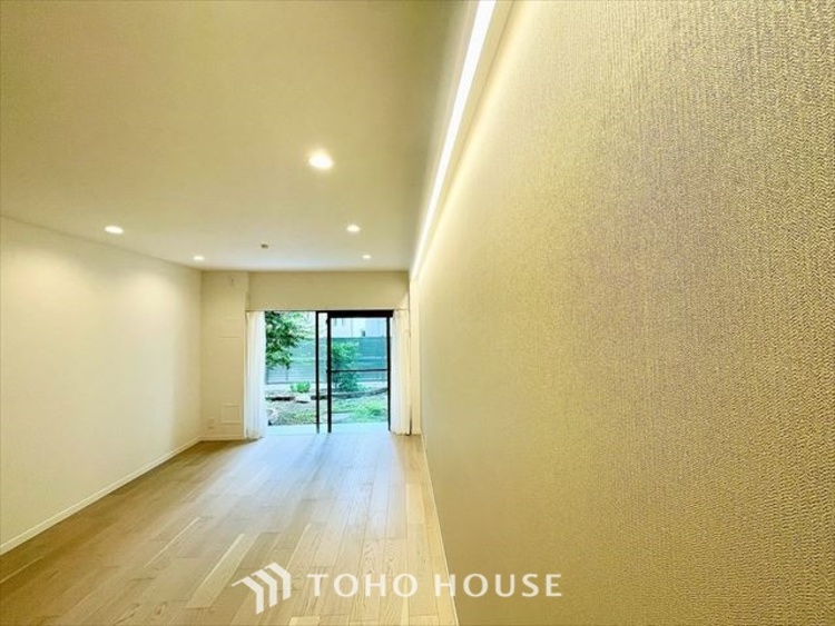 内装 【LIVING】◆Sunshine◆光が燦々と入り、いるだけで気持ちいい。「開放的でゆとりあるお部屋です。」