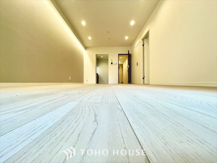 内装 【LIVING】◆simple is best◆無駄のない綺麗なつくりのリビングルームであなただけの暮らしを。