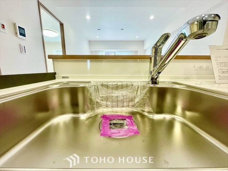 キッチン 【KITCHEN】◆Happy◆愛情たっぷりのお料理で家族にHappyを。システムキッチンがあなたをサポートしてくれます。