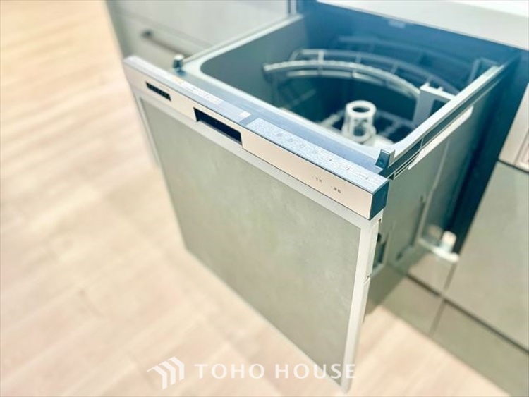 その他 【KITCHEN】◆開放的◆後片付けが楽なシステムキッチン。収納スペースの充実！